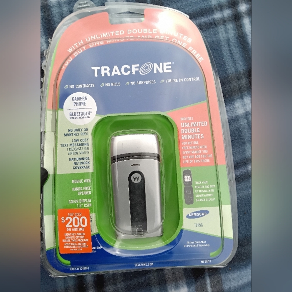 TracFone Samsung T245G Silver Cell Phone